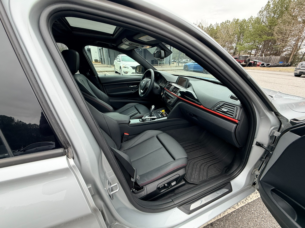 BMW 3-Series 328i Sedan 2013