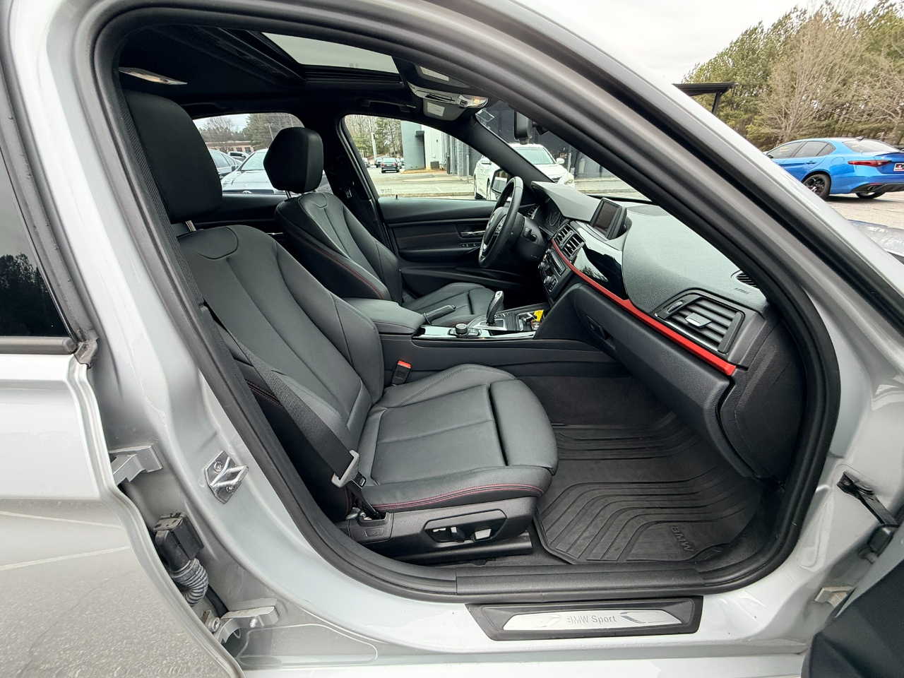 BMW 3-Series 328i Sedan 2013