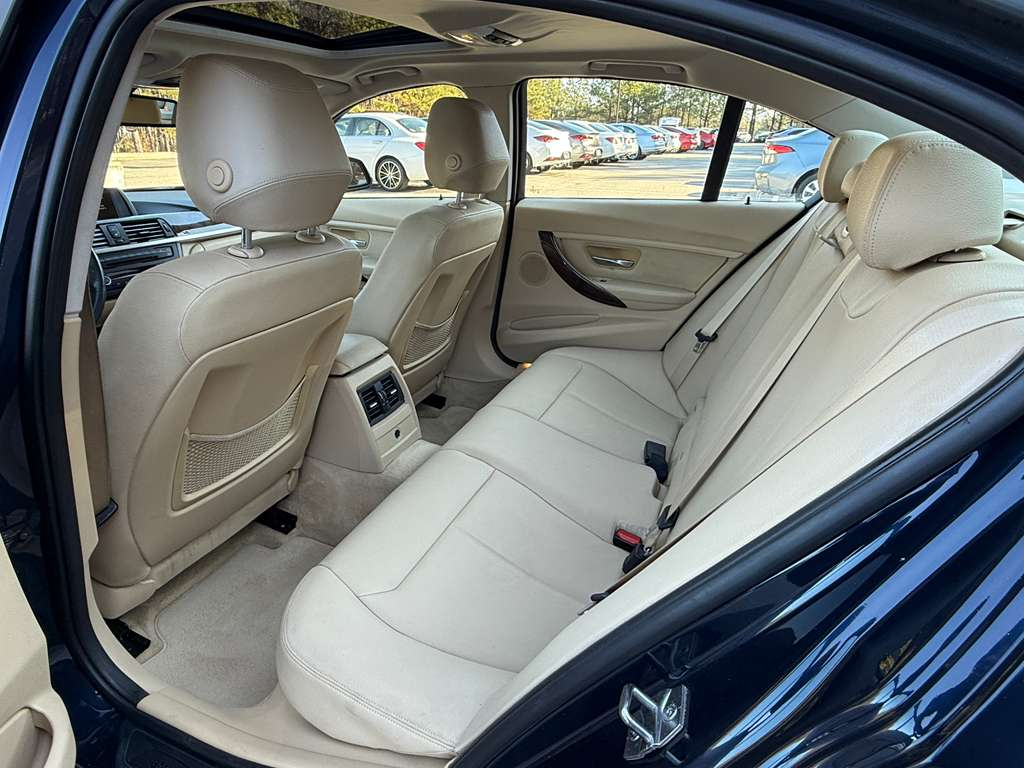 BMW 3-Series 328i Sedan 2013