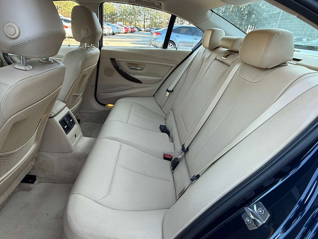 BMW 3-Series 328i Sedan 2013