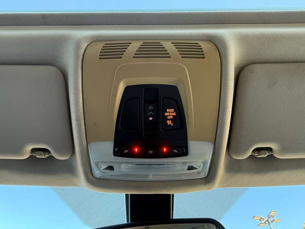 BMW 3-Series 328i Sedan 2013