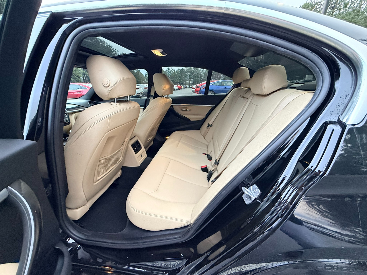 BMW 3-Series 330i SULEV Sedan 2018