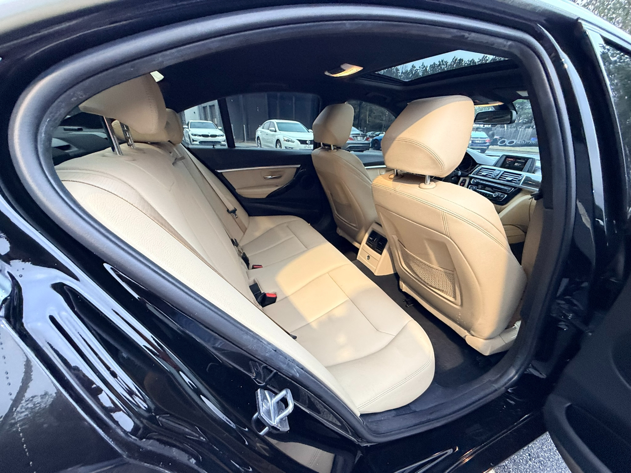 BMW 3-Series 330i SULEV Sedan 2018