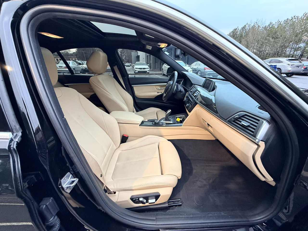 BMW 3-Series 330i SULEV Sedan 2018