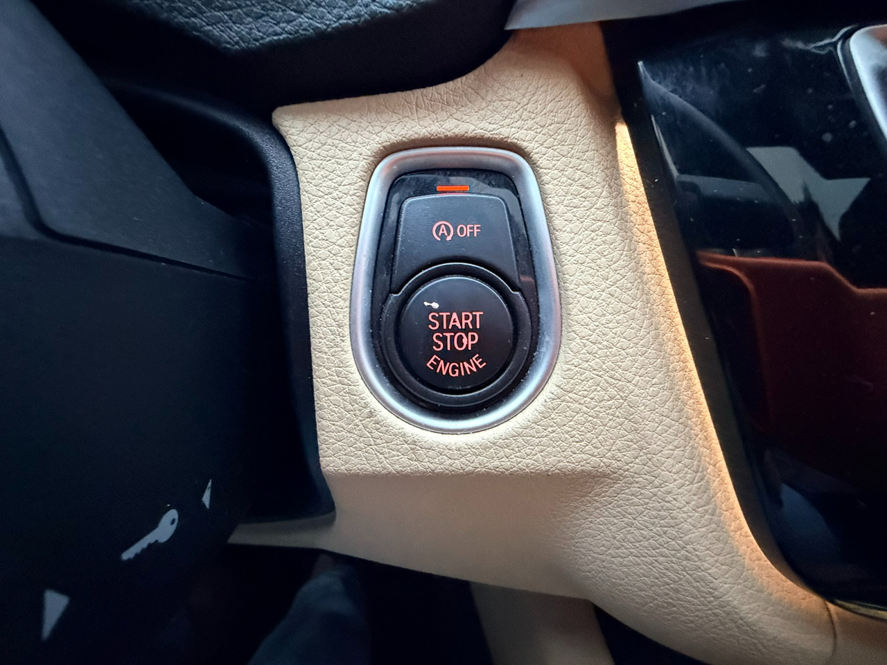 BMW 3-Series 330i SULEV Sedan 2018