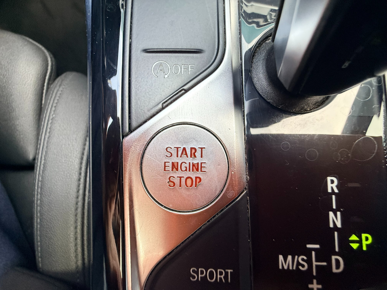 BMW 3-Series 330i 2019