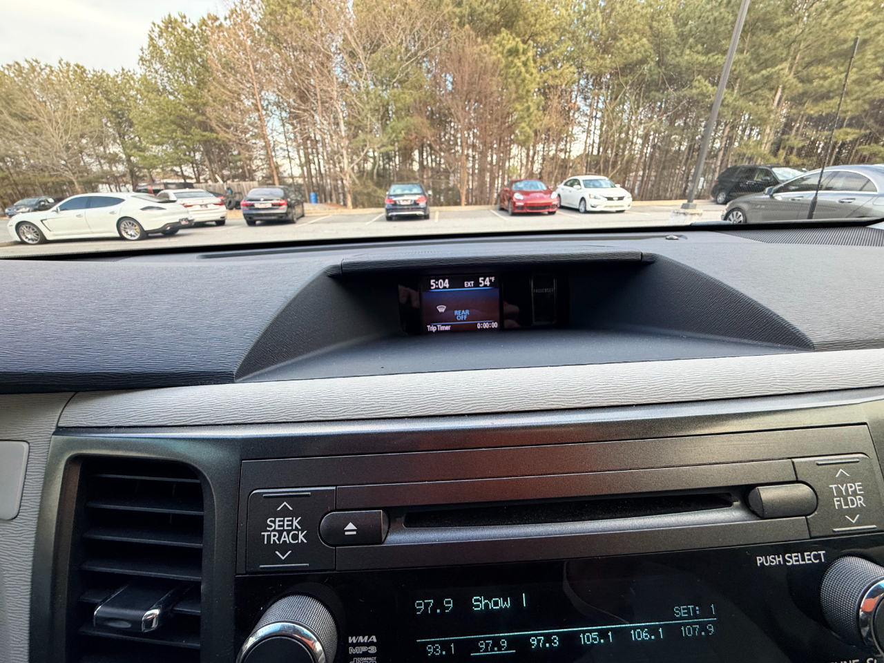 Toyota Sienna XLE FWD 8-Passenger V6 2012