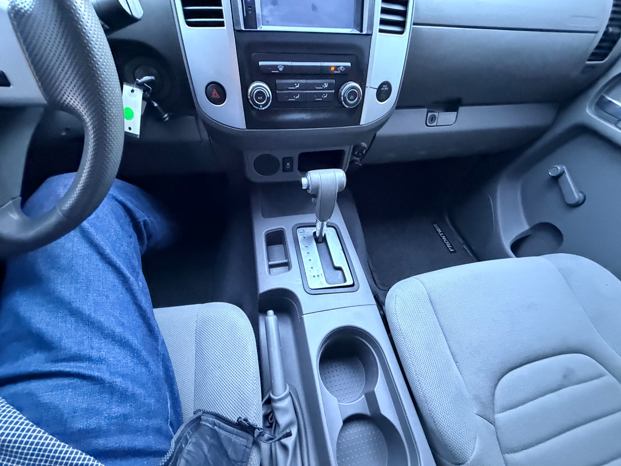 Nissan Frontier S King Cab I4 5AT 2WD 2019