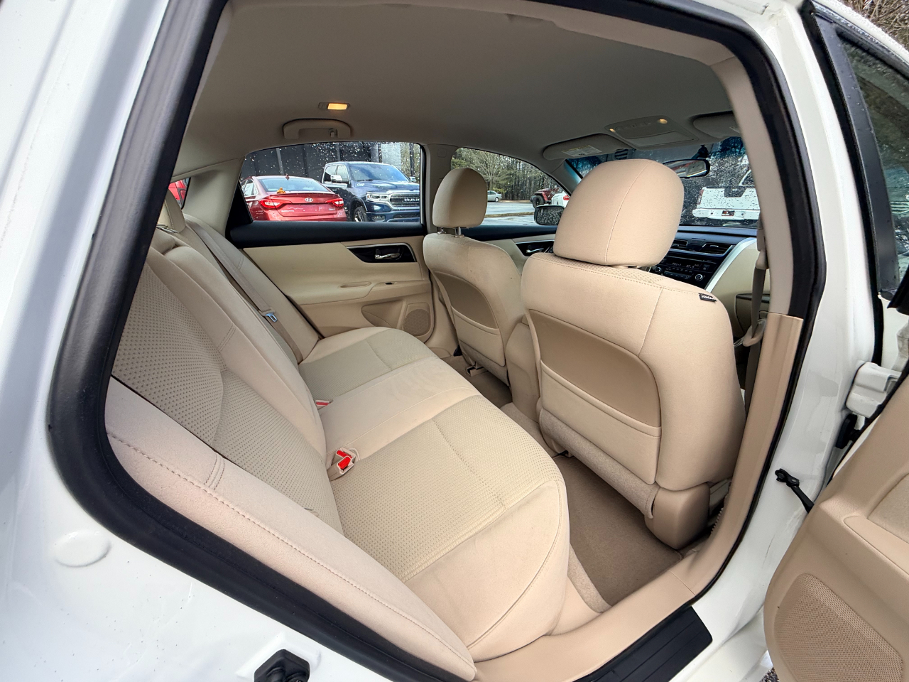 Nissan Altima 2.5 S 2014