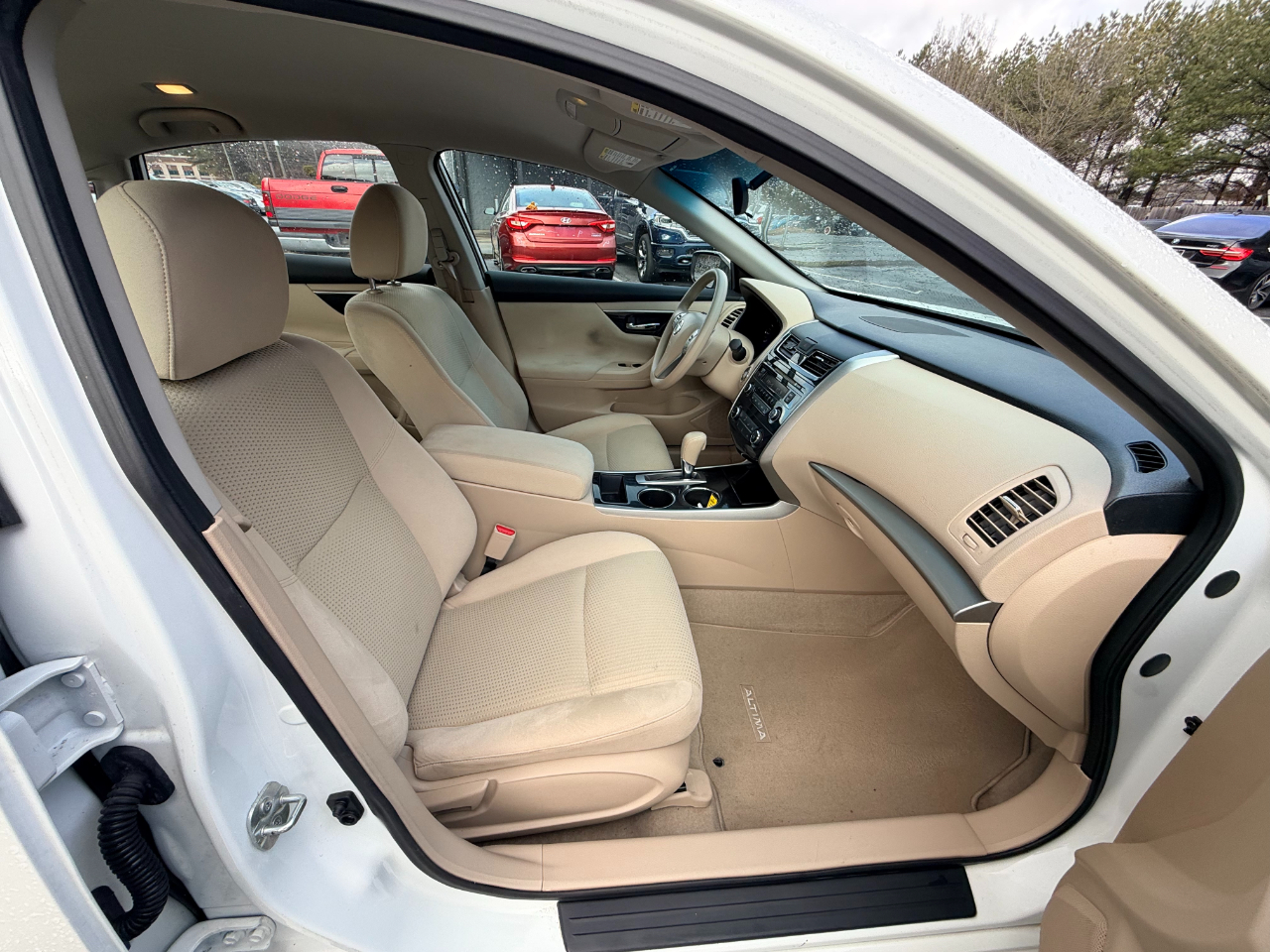 Nissan Altima 2.5 S 2014