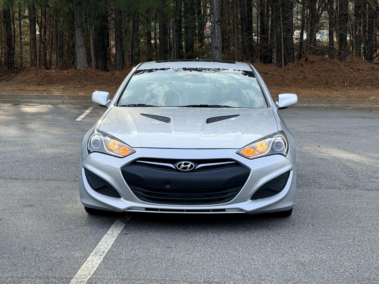 Hyundai Genesis Coupe 2.0T Premium Auto 2013