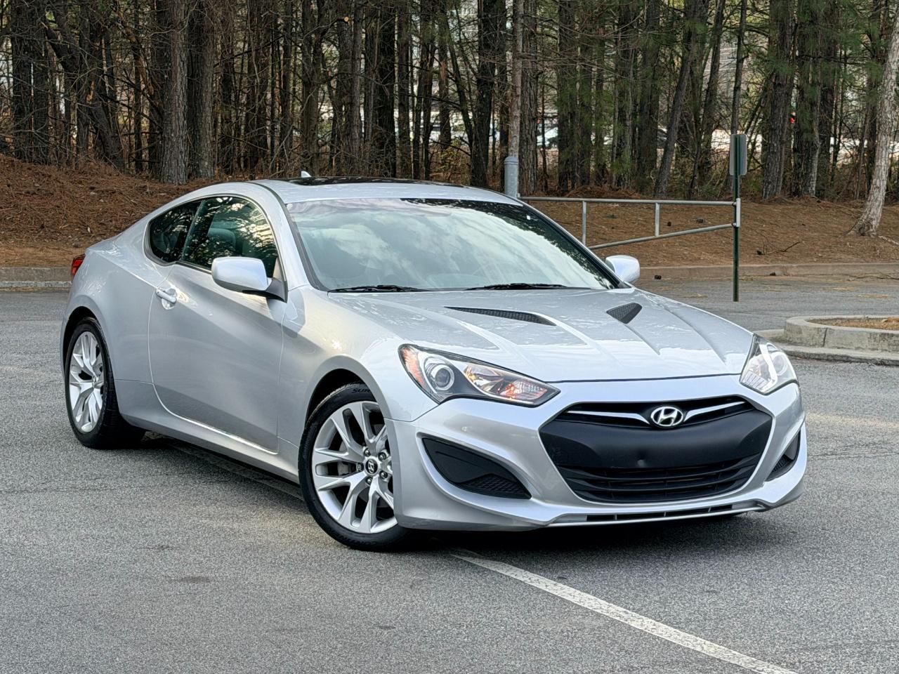 Hyundai Genesis Coupe 2.0T Premium Auto 2013