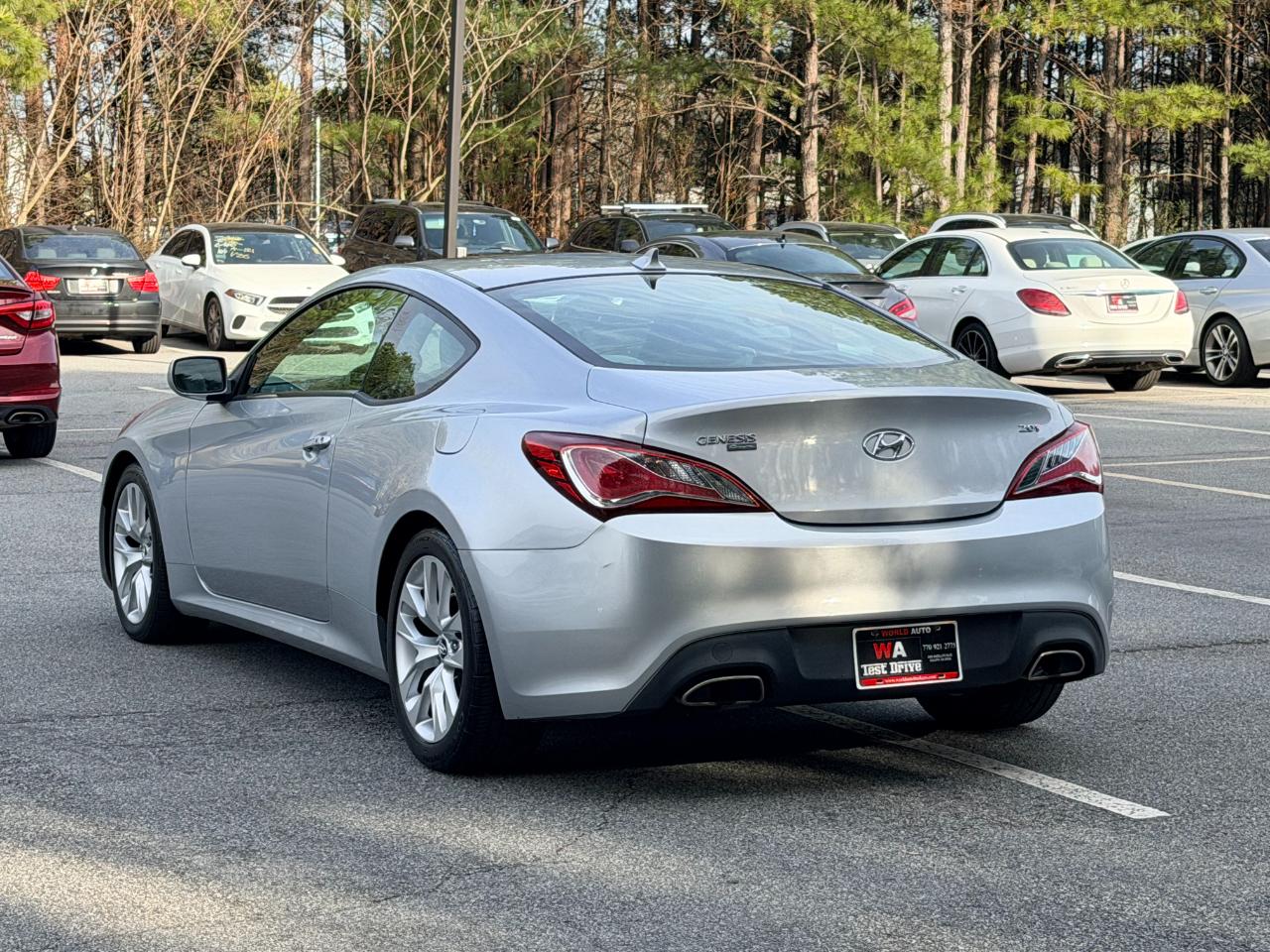 Hyundai Genesis Coupe 2.0T Premium Auto 2013
