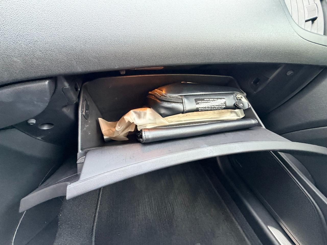 Hyundai Genesis Coupe 2.0T Premium Auto 2013