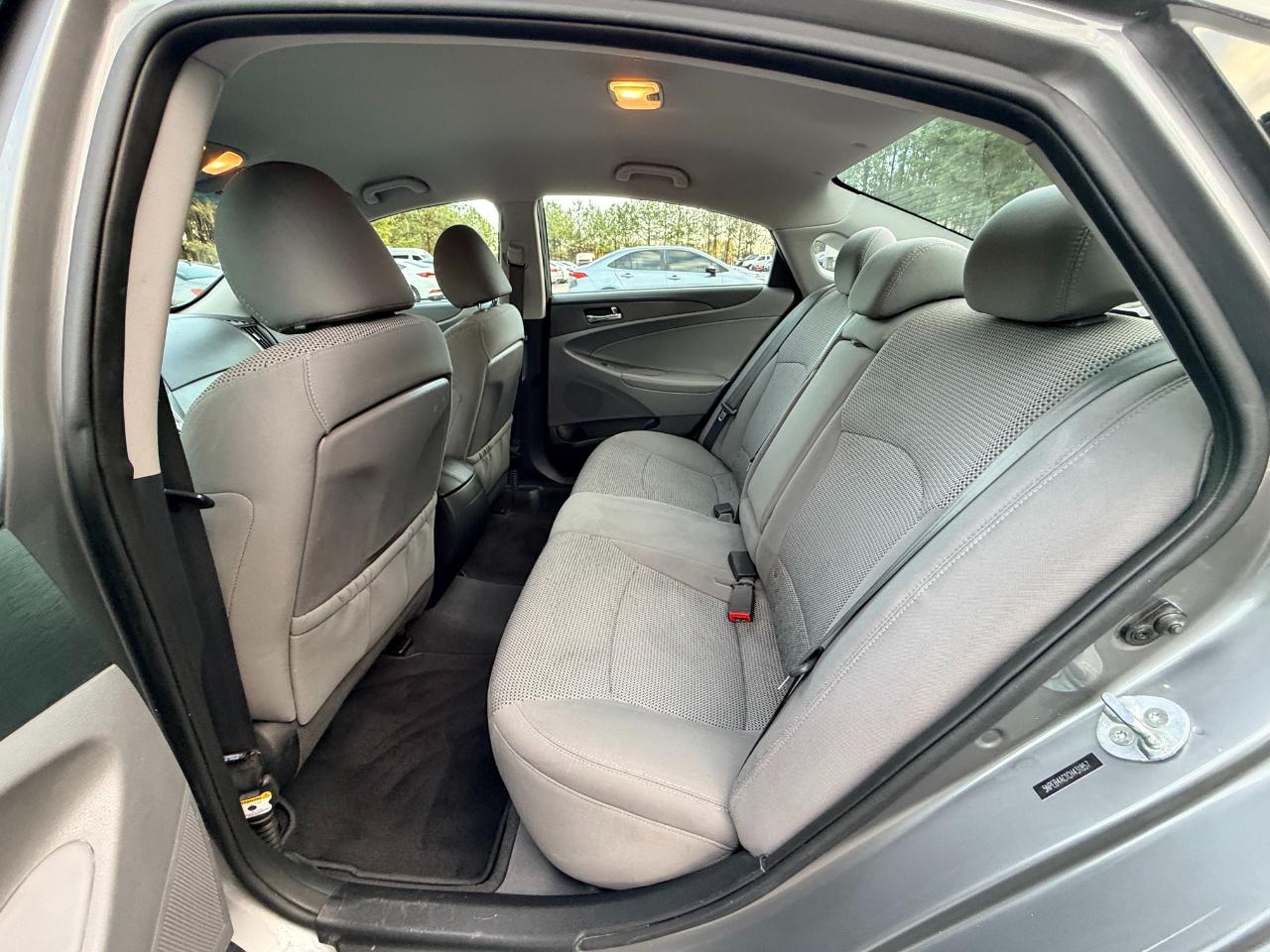 Hyundai Sonata GLS 2012