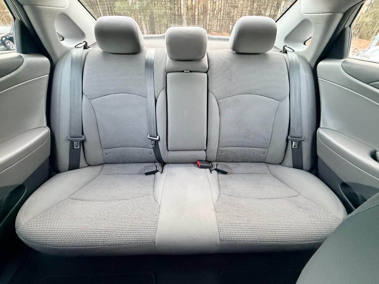 Hyundai Sonata GLS 2012