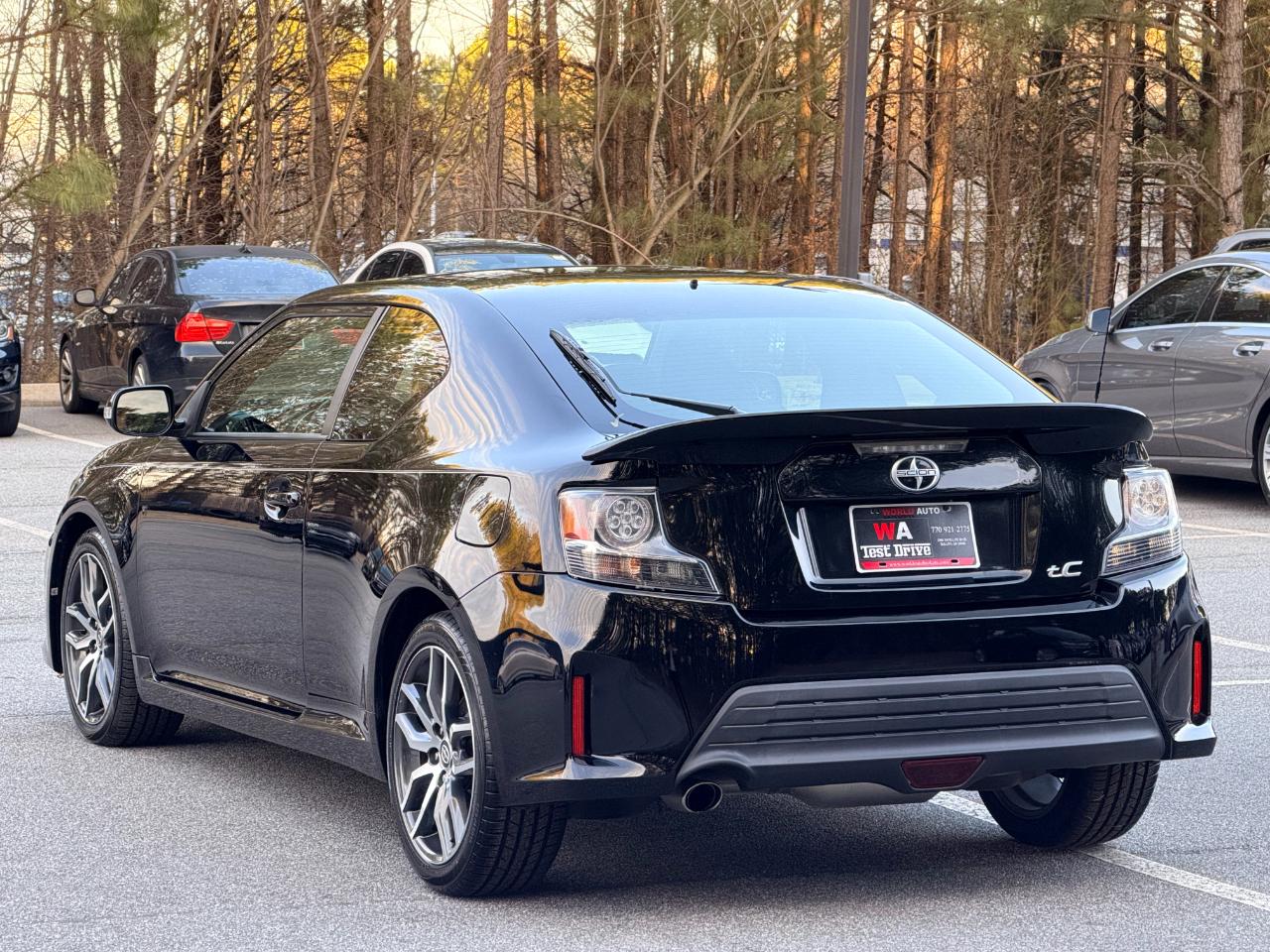 Scion tC Sports Coupe 6-Spd MT 2016