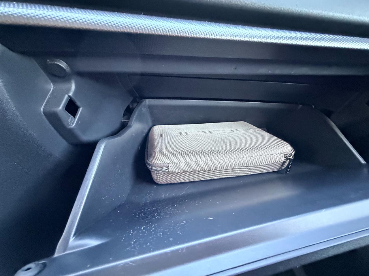 Scion tC Sports Coupe 6-Spd MT 2016