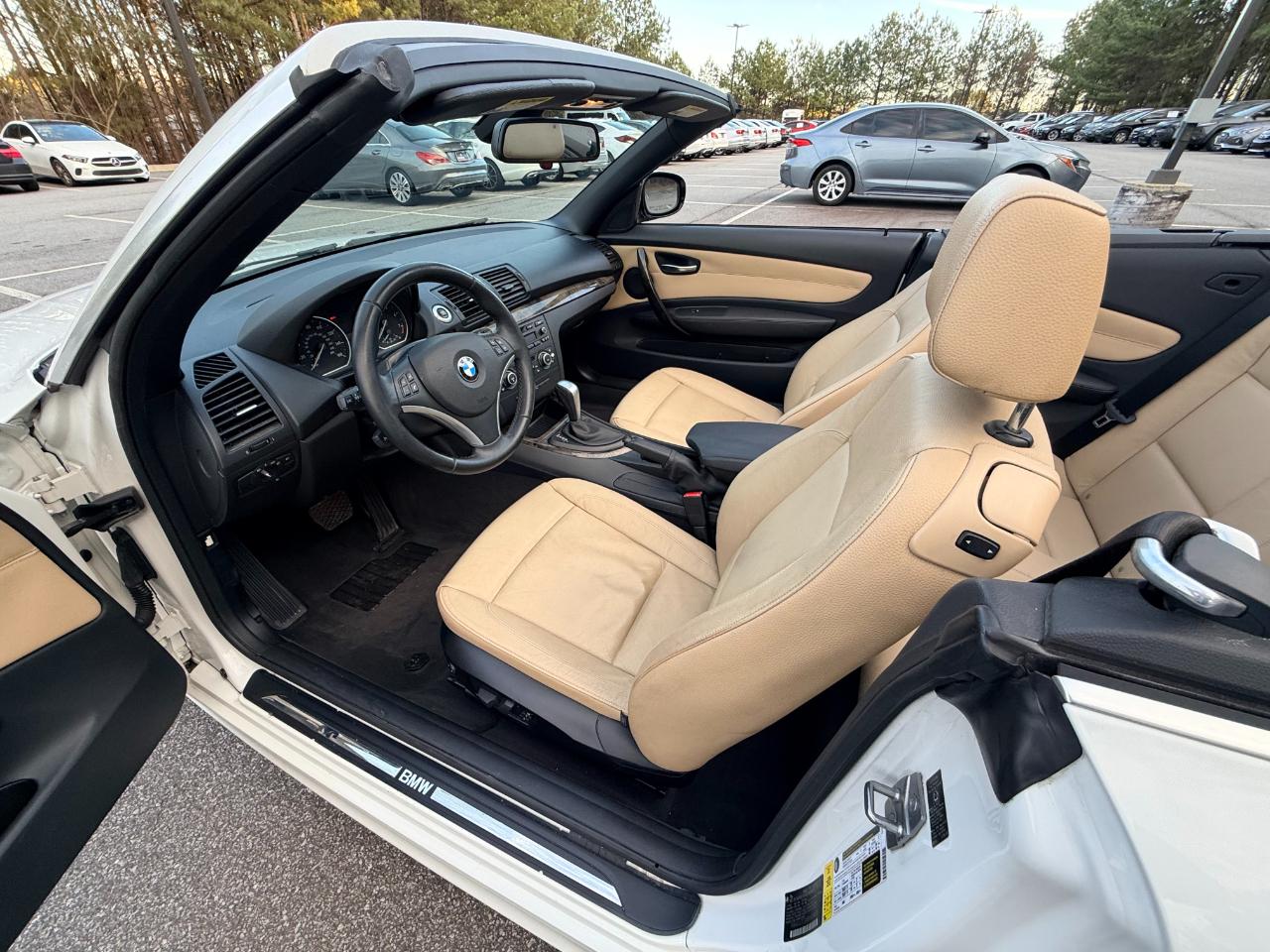 BMW 1-Series 128i Convertible 2011