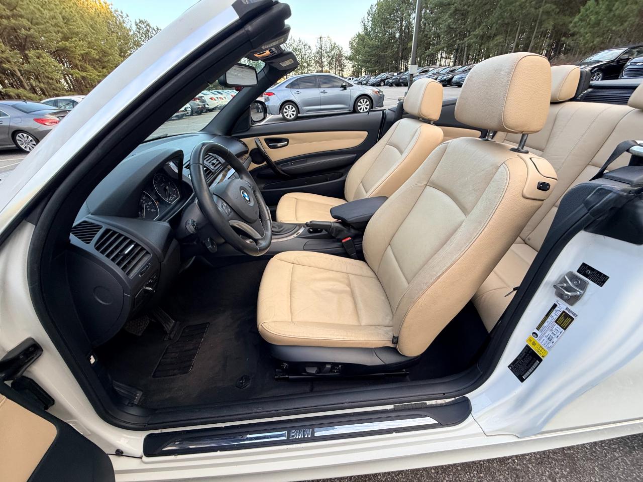 BMW 1-Series 128i Convertible 2011