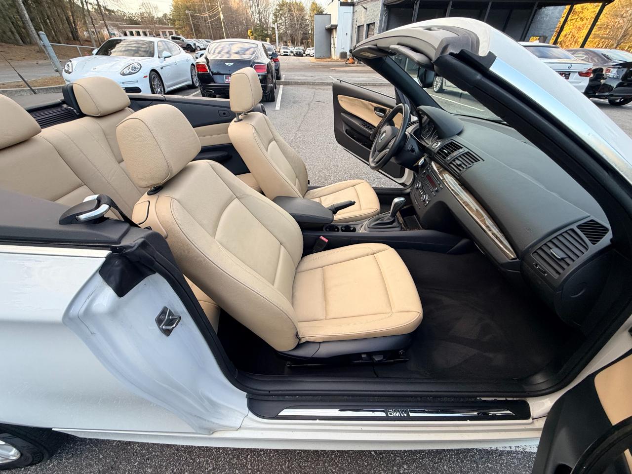 BMW 1-Series 128i Convertible 2011