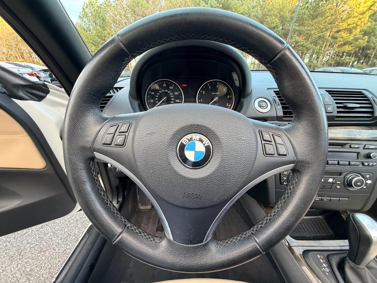 BMW 1-Series 128i Convertible 2011