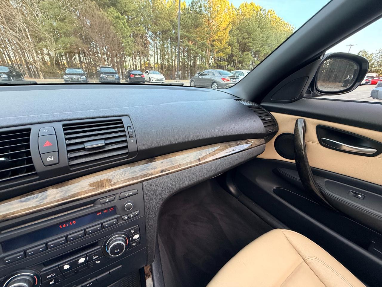 BMW 1-Series 128i Convertible 2011