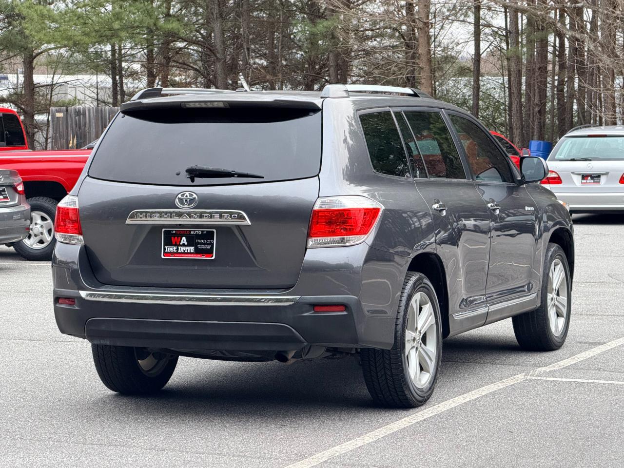 Toyota Highlander Limited 2WD 2013