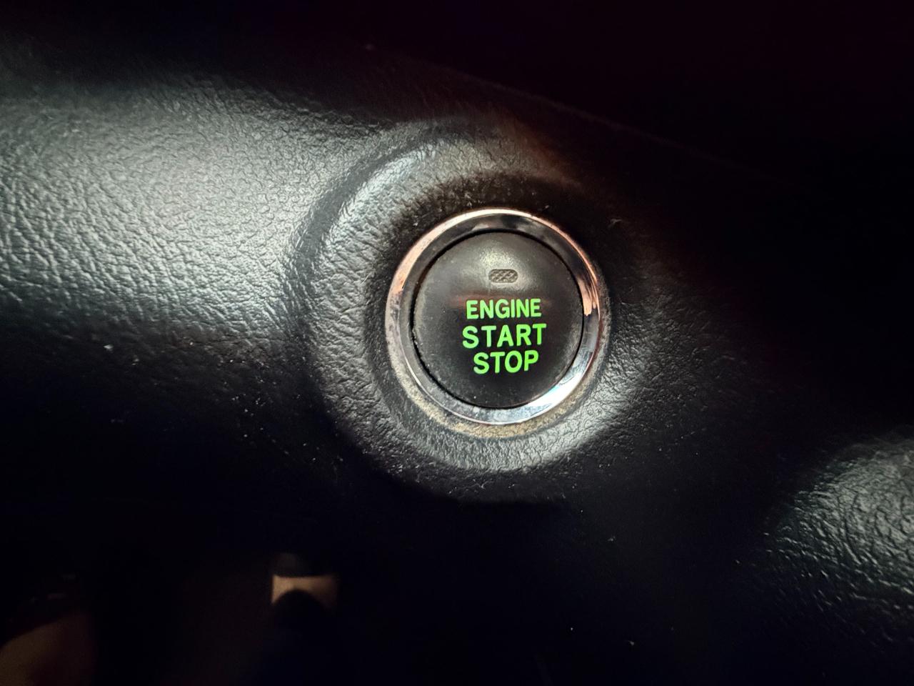 Toyota Highlander Limited 2WD 2013