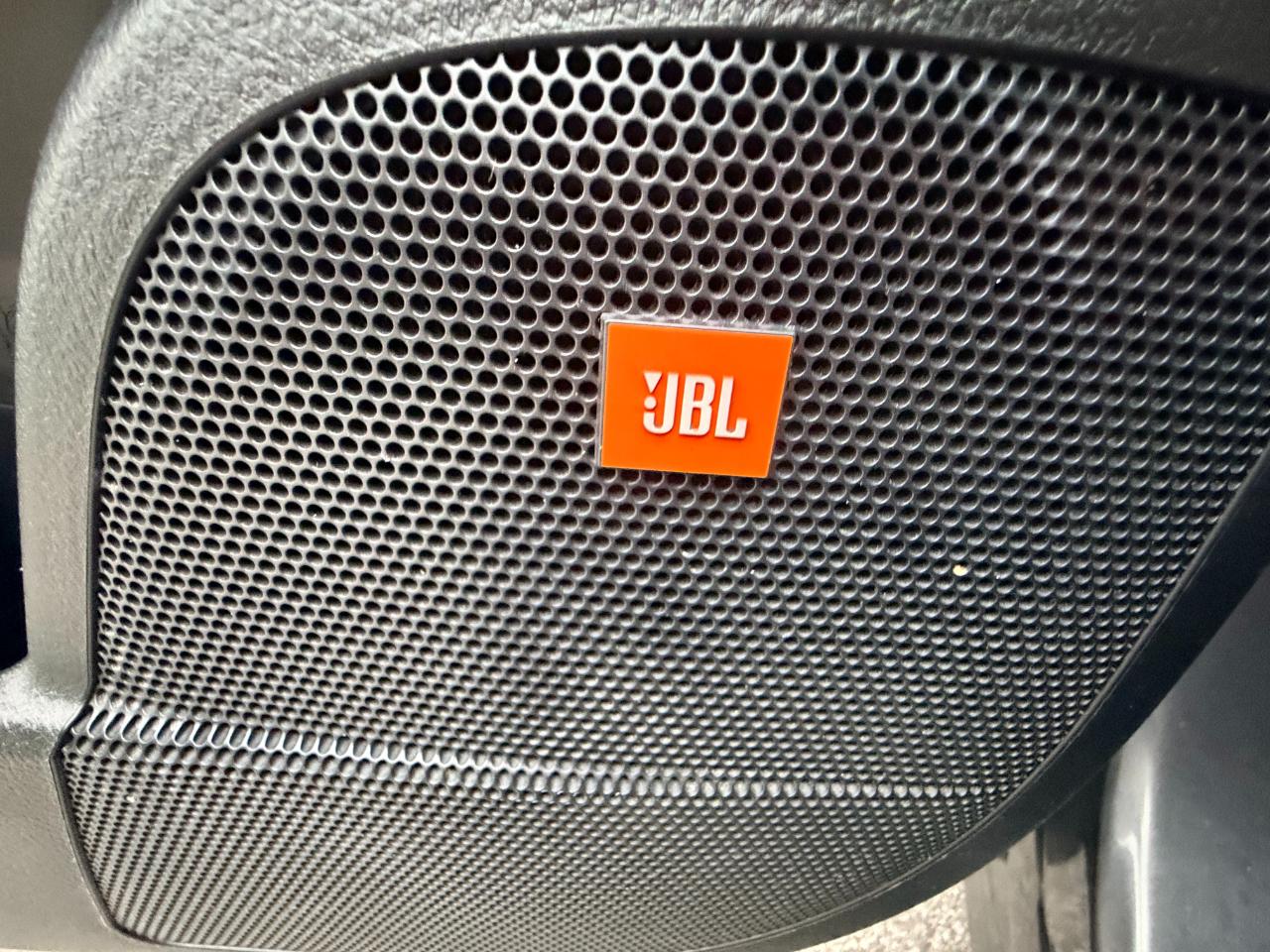 Toyota Highlander Limited 2WD 2013