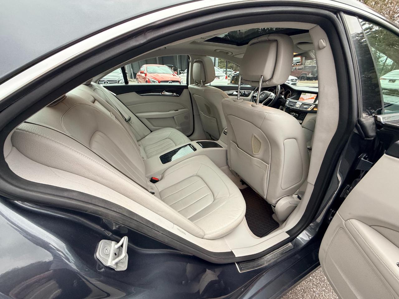 Mercedes-Benz CLS-Class CLS550 2013