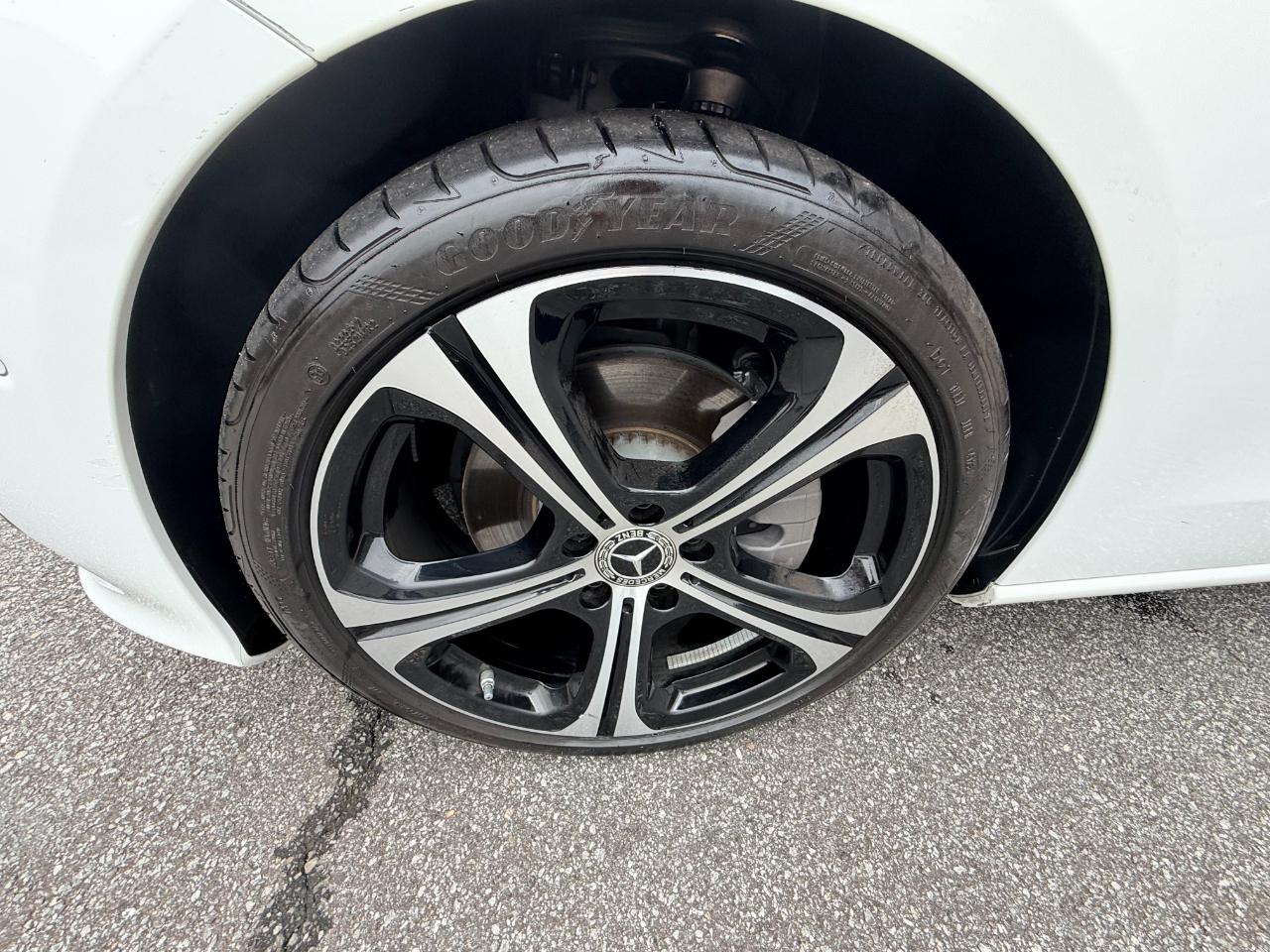 Mercedes-Benz C-Class C300 Sedan 2024