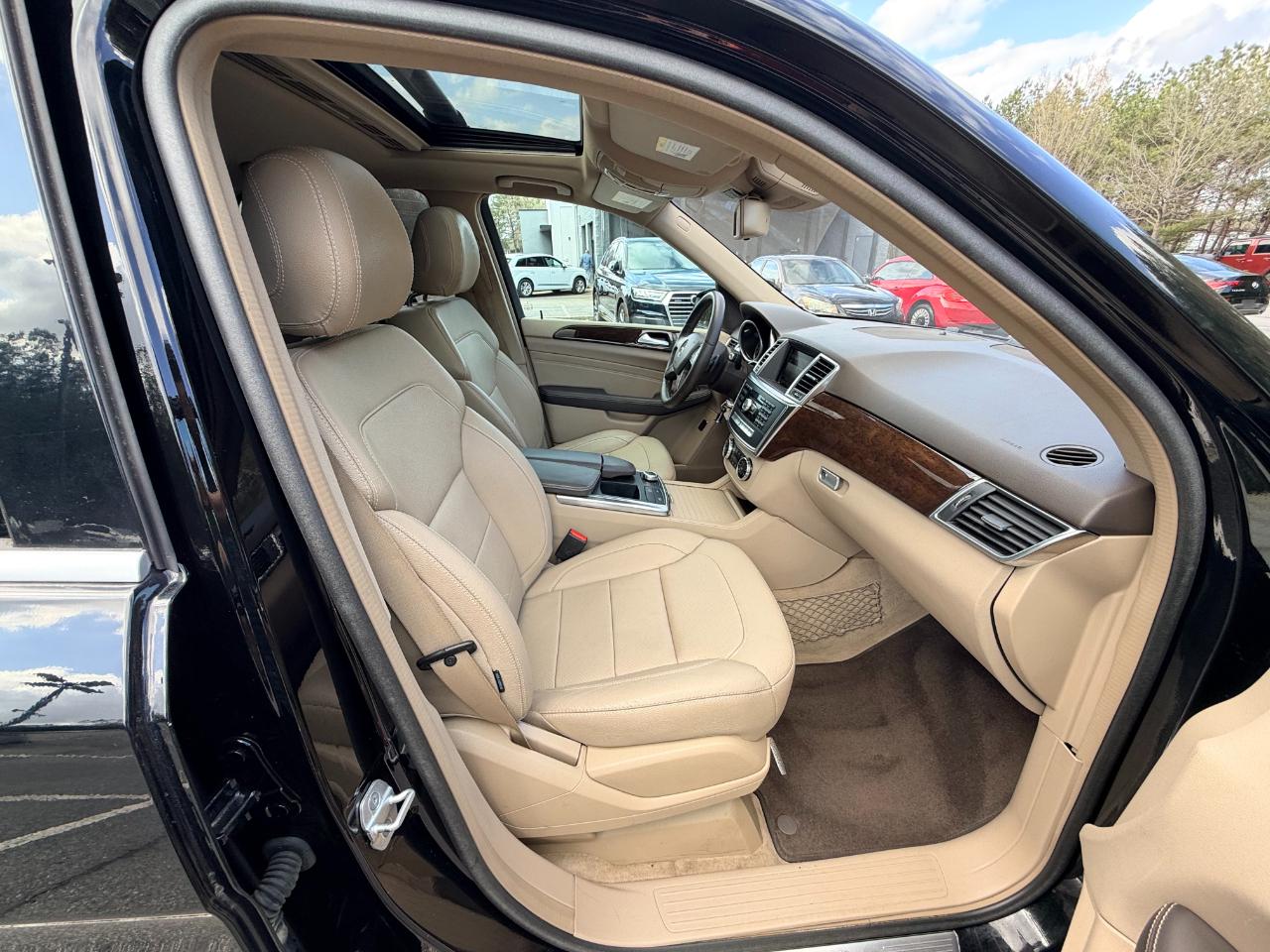 Mercedes-Benz M-Class ML350 4MATIC 2014