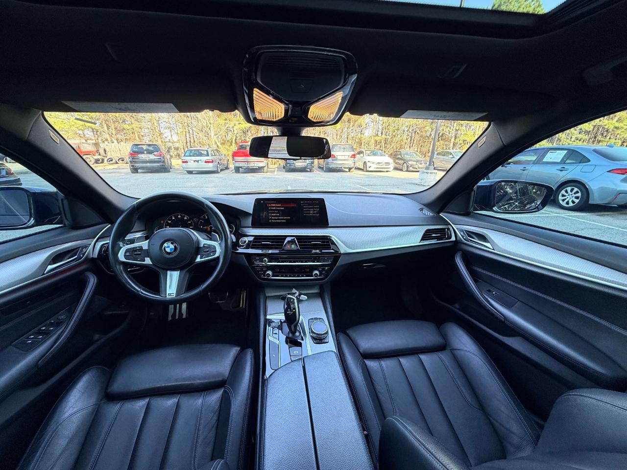 BMW 5-Series 530i 2019