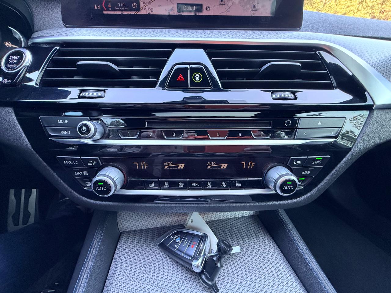 BMW 5-Series 530i 2019