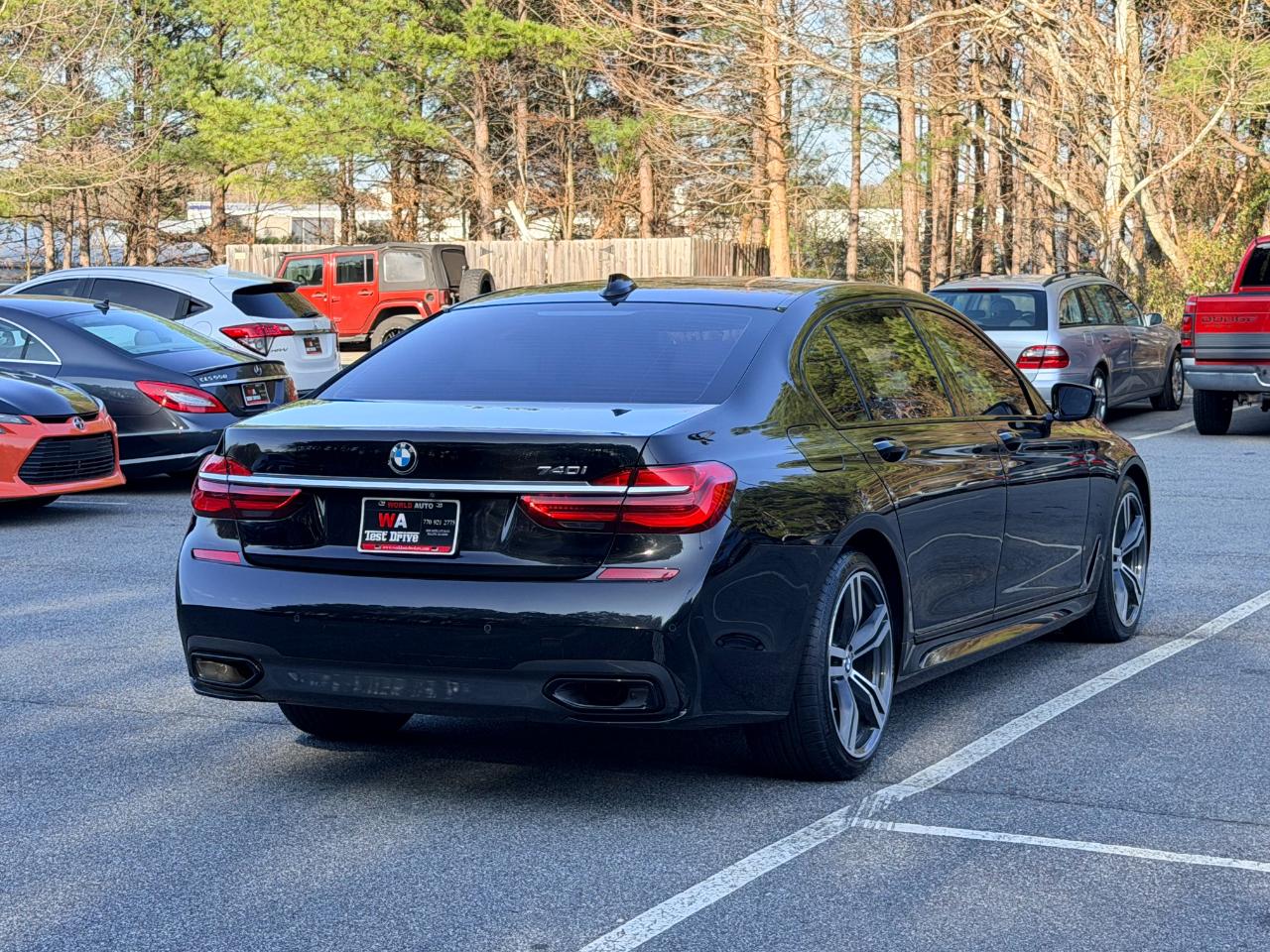 BMW 7-Series 740i 2019