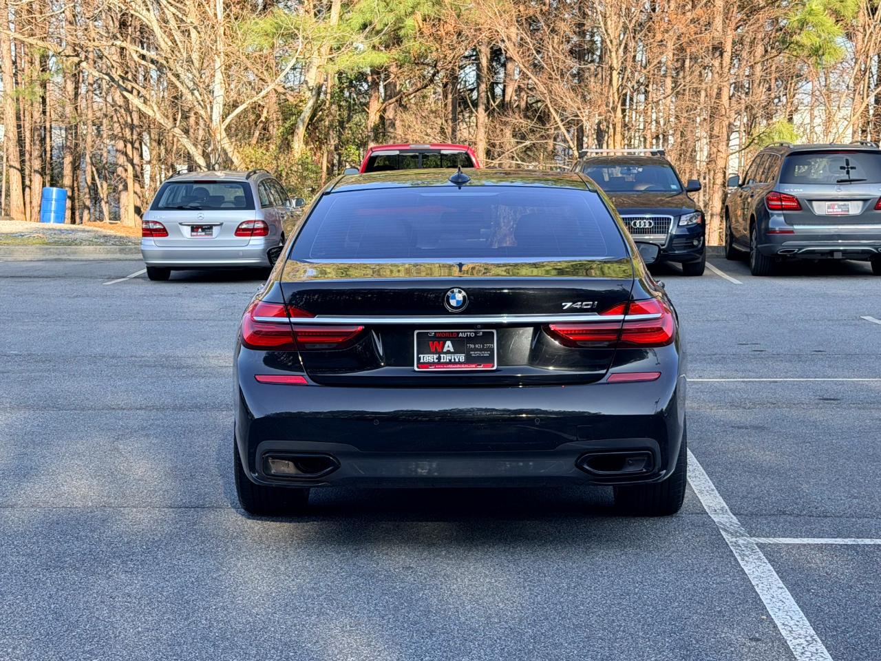 BMW 7-Series 740i 2019