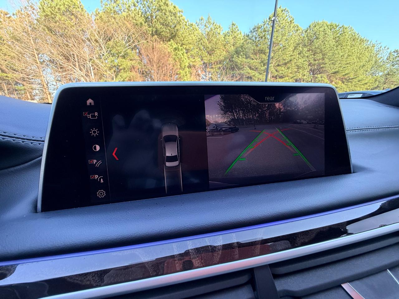 BMW 7-Series 740i 2019