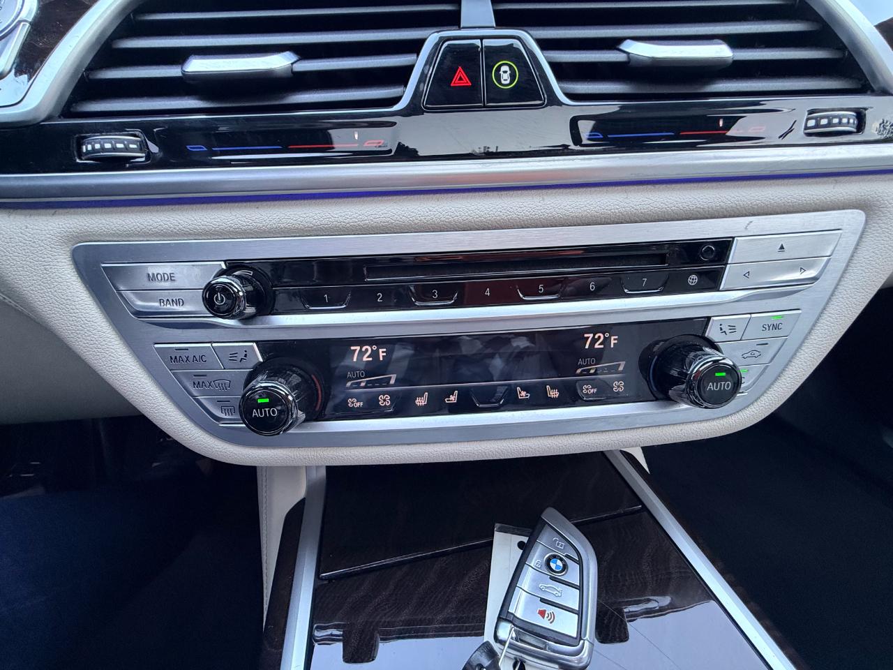 BMW 7-Series 740i 2019