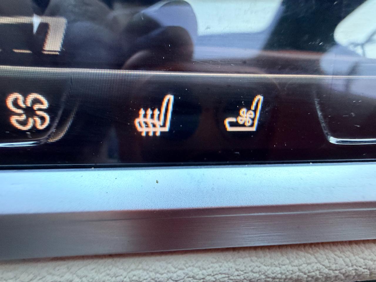 BMW 7-Series 740i 2019