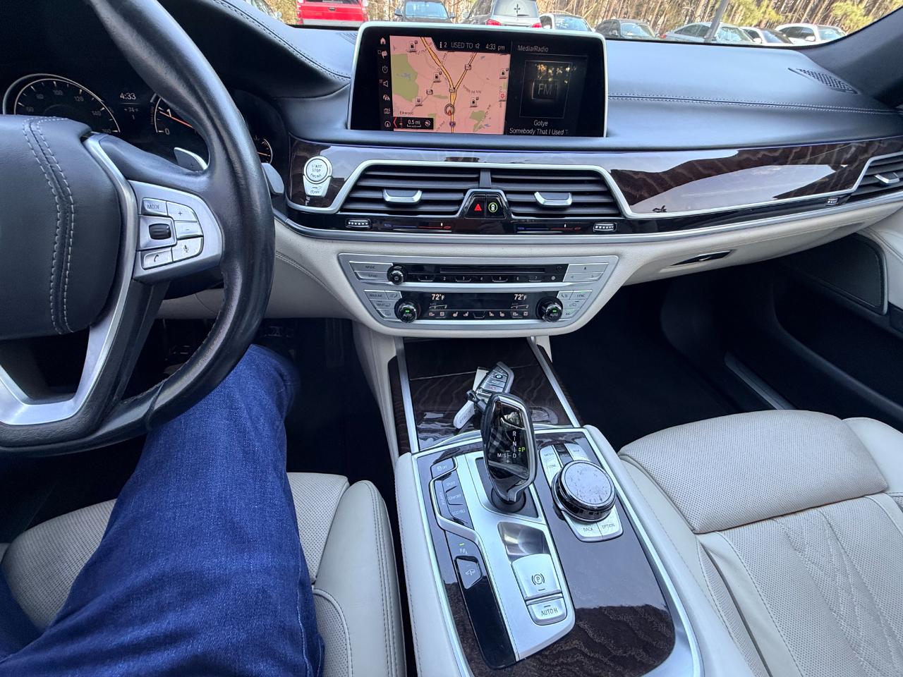 BMW 7-Series 740i 2019