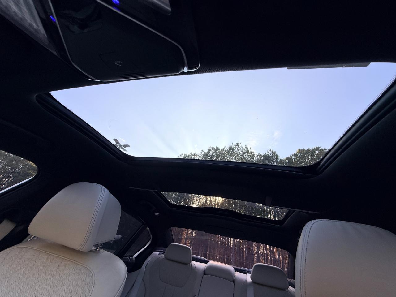 BMW 7-Series 740i 2019