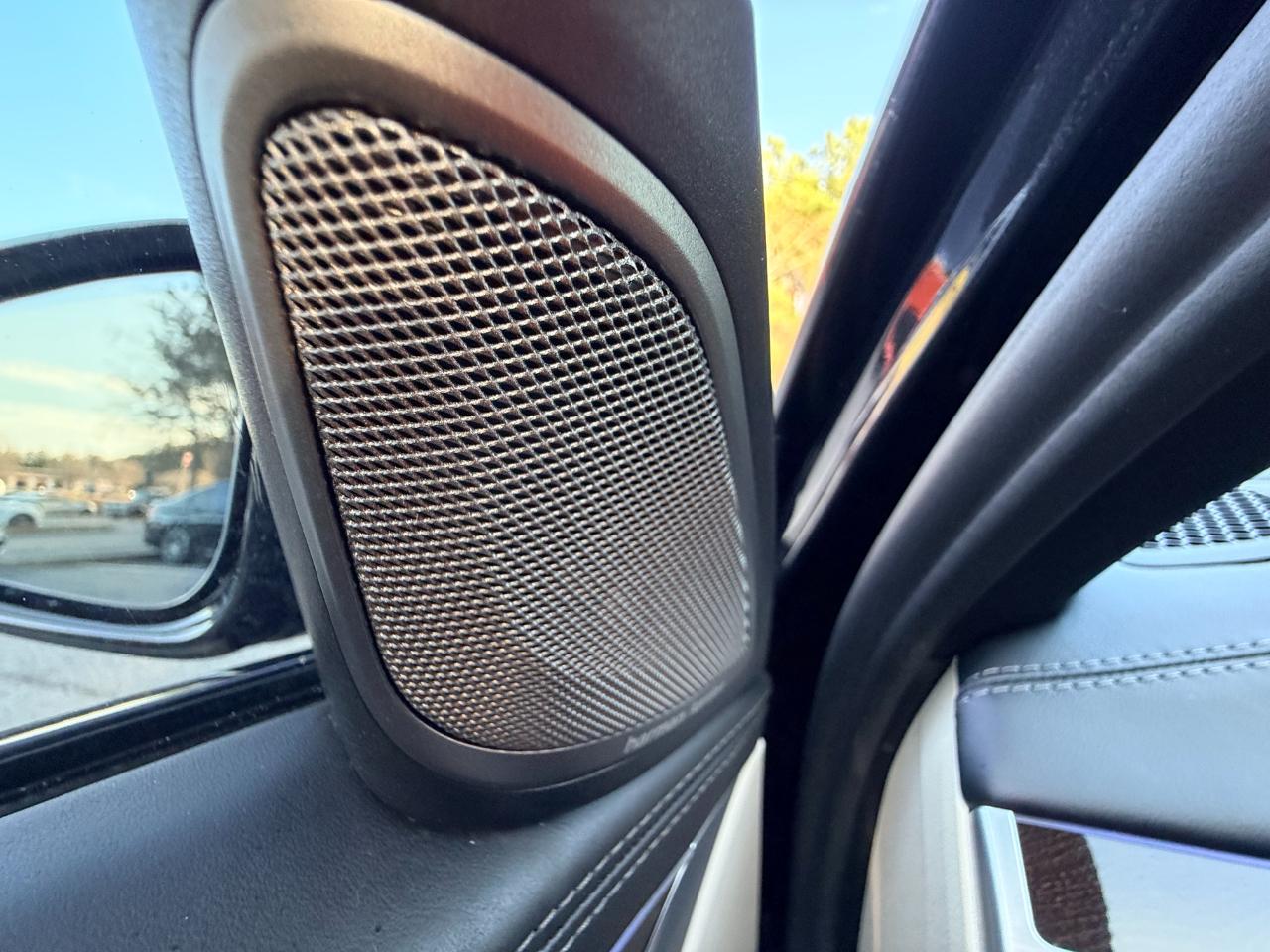 BMW 7-Series 740i 2019