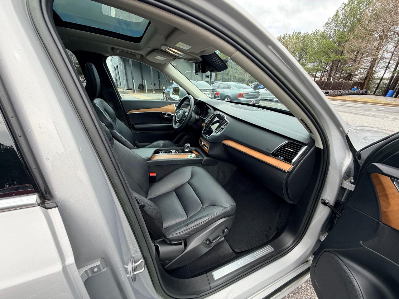 Volvo XC90 B6 AWD Plus 7-Seater 2023