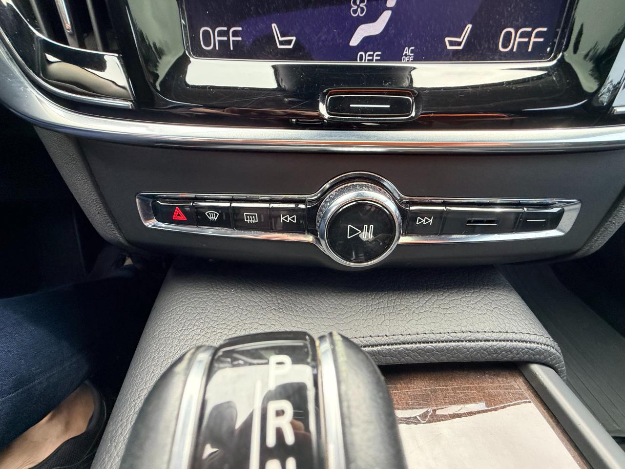 Volvo S90 T5 Momentum 2018