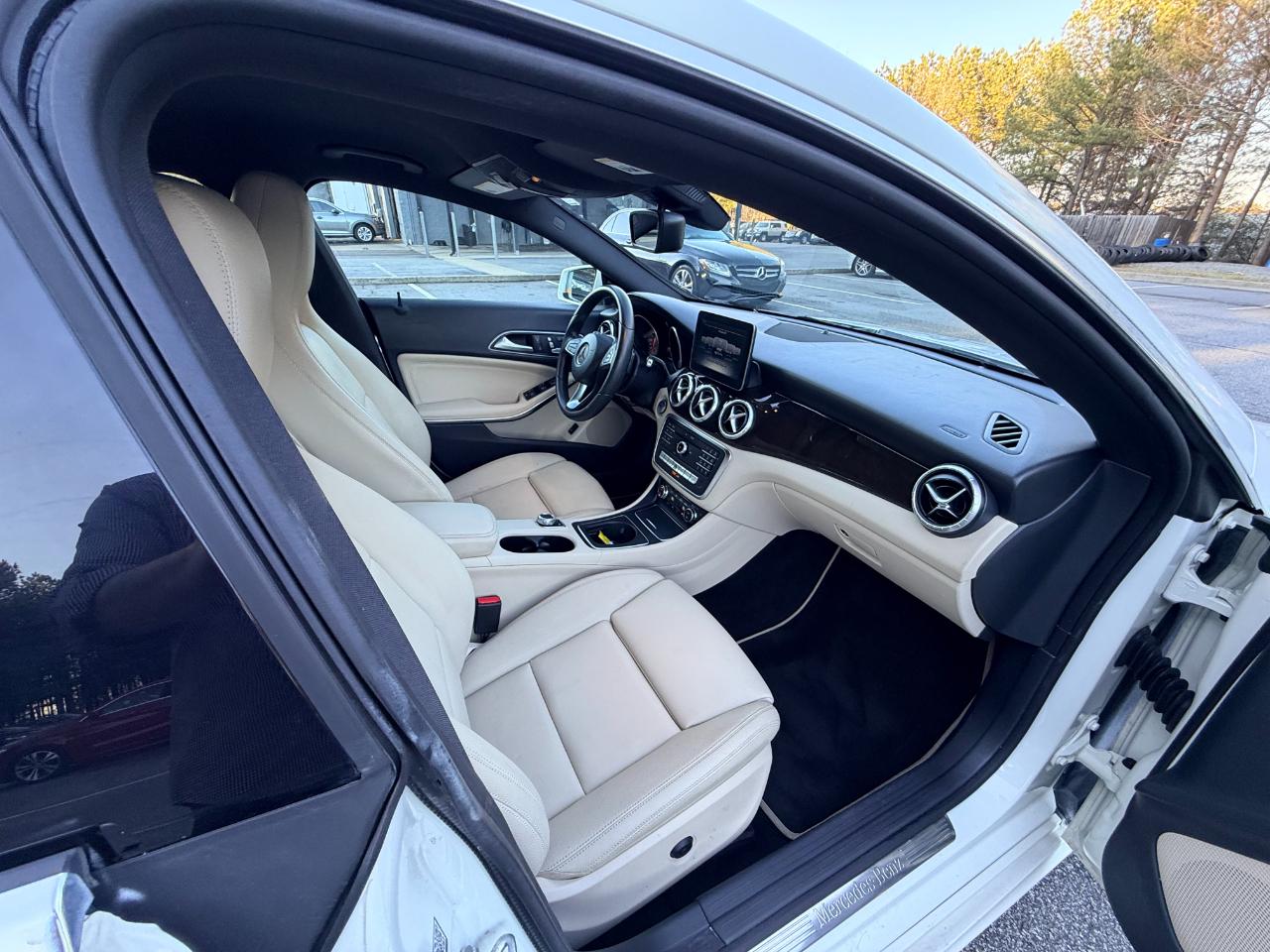 Mercedes-Benz CLA-Class CLA250 4MATIC 2017