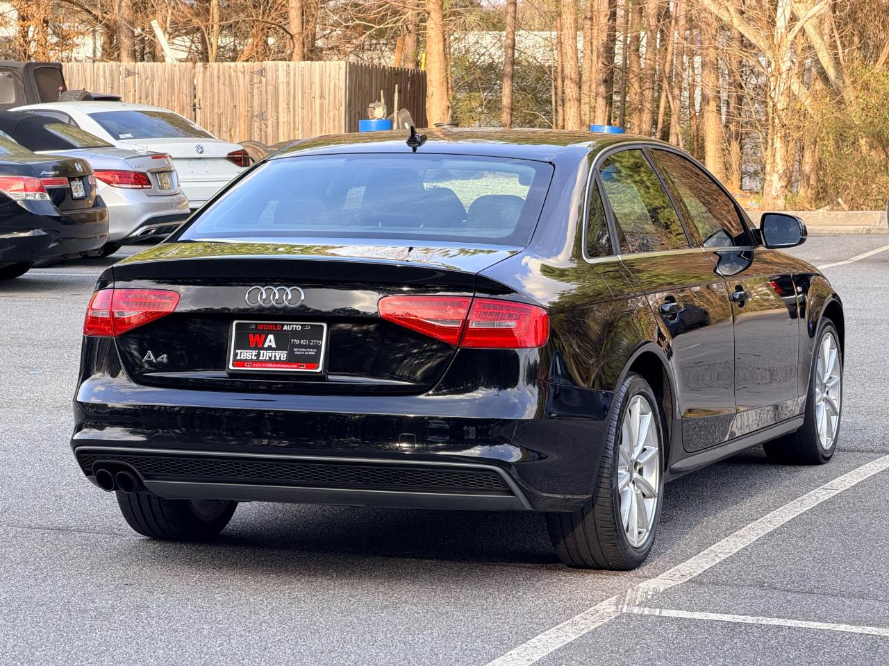 Audi A4 2.0T Premium Sedan 2016