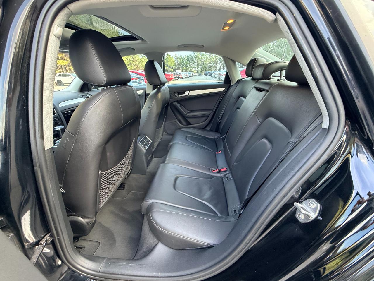 Audi A4 2.0T Premium Sedan 2016