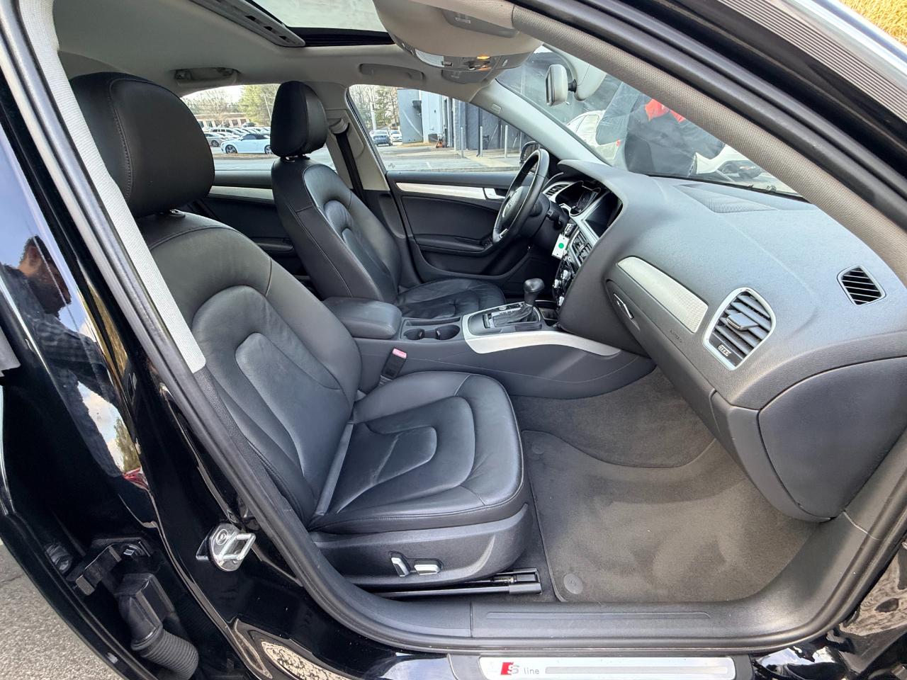 Audi A4 2.0T Premium Sedan 2016