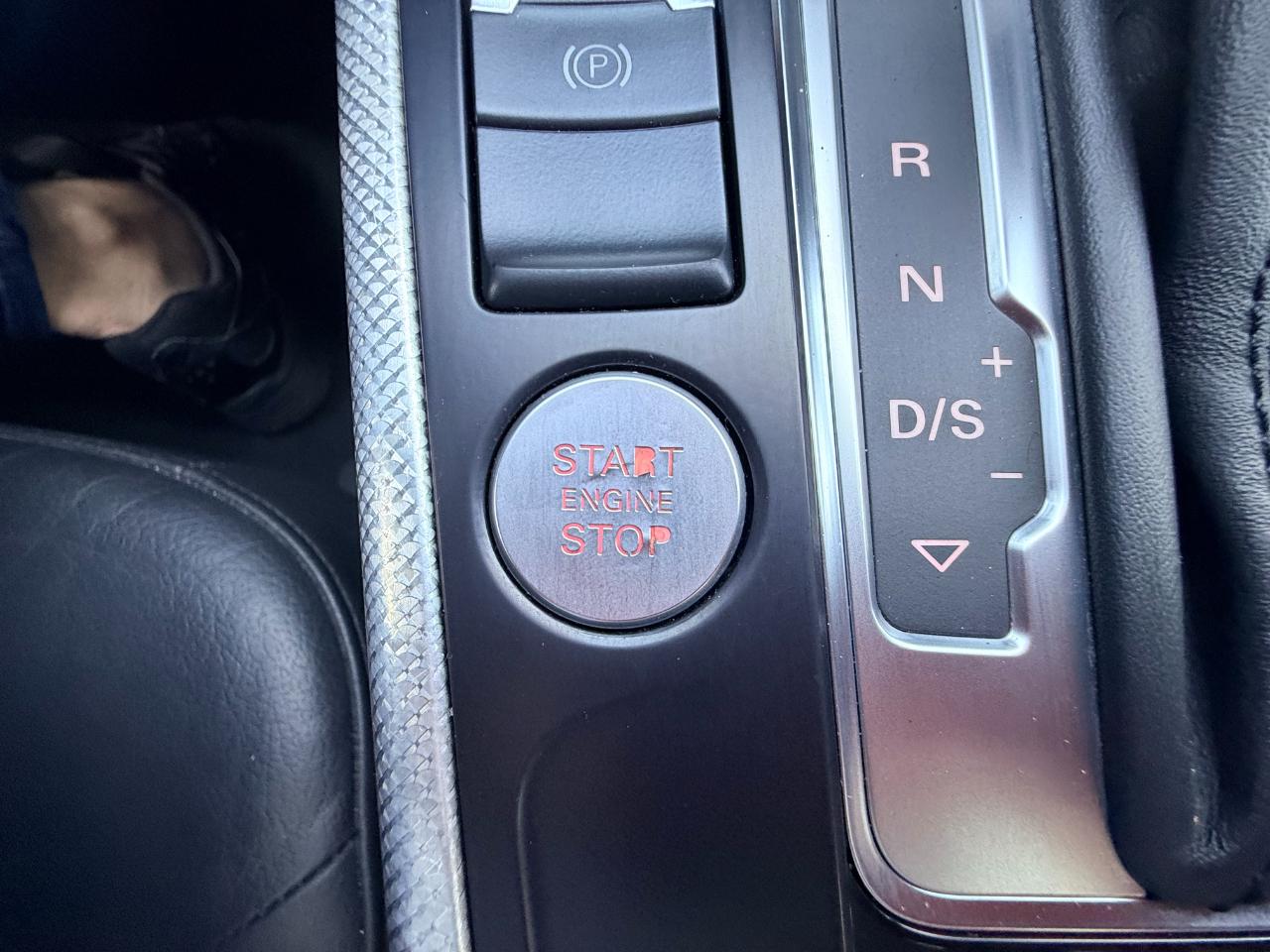 Audi A4 2.0T Premium Sedan 2016